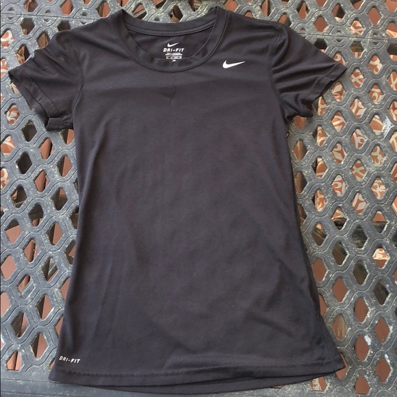 Nike Black Dri-fit short sleeve t-shirt - Picture 1 of 3